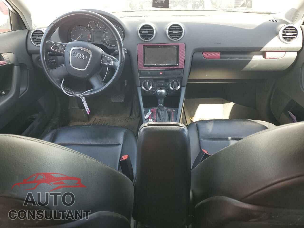 AUDI A3 2011 - WAUBJBFM8BA065023