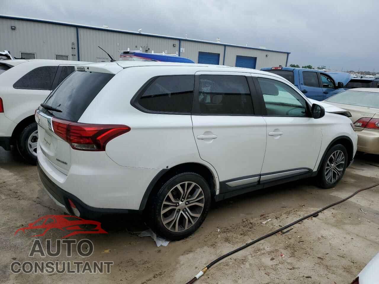 MITSUBISHI OUTLANDER 2016 - JA4AD2A32GZ000286