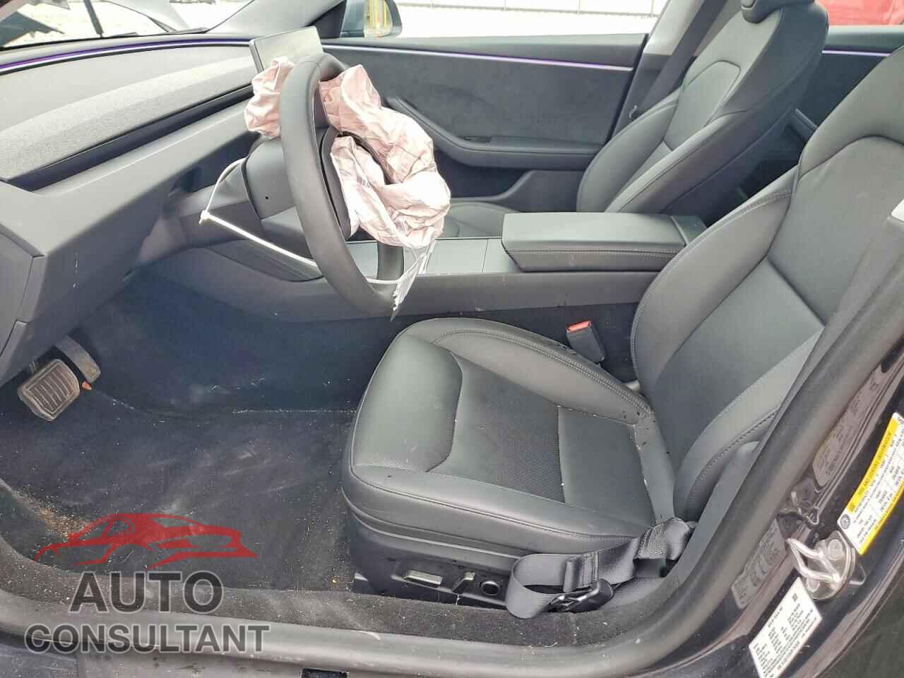TESLA MODEL 3 2024 - 5YJ3E1EB5RF754539
