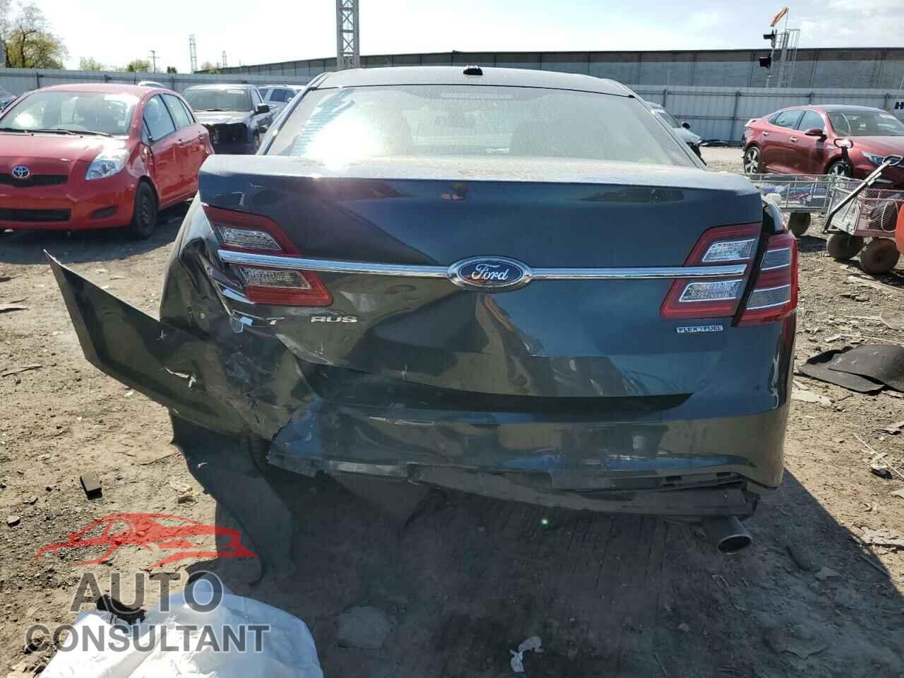 FORD TAURUS 2016 - 1FAHP2D82GG146840