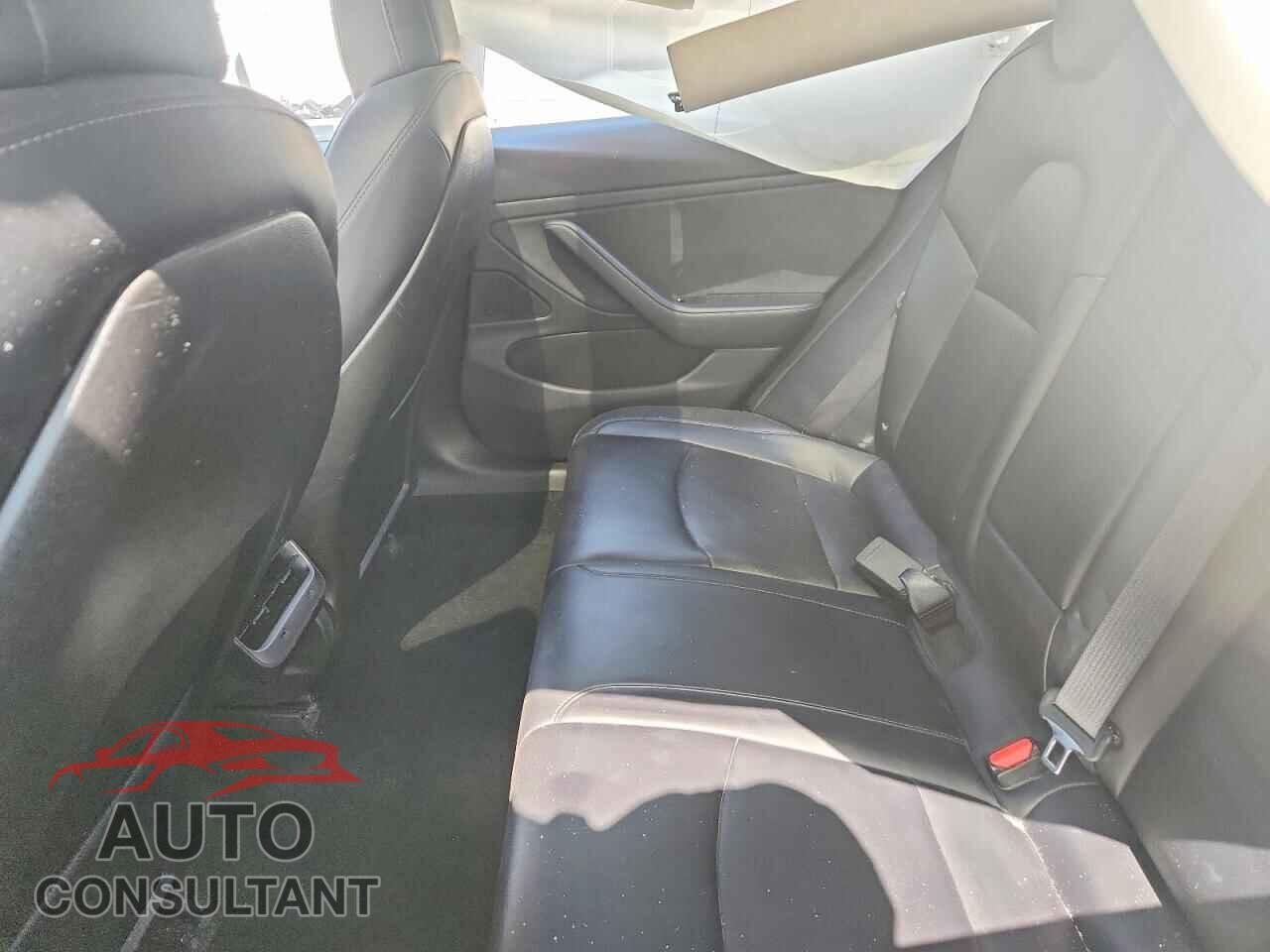 TESLA MODEL 3 2017 - 5YJ3E1EA1HF001452