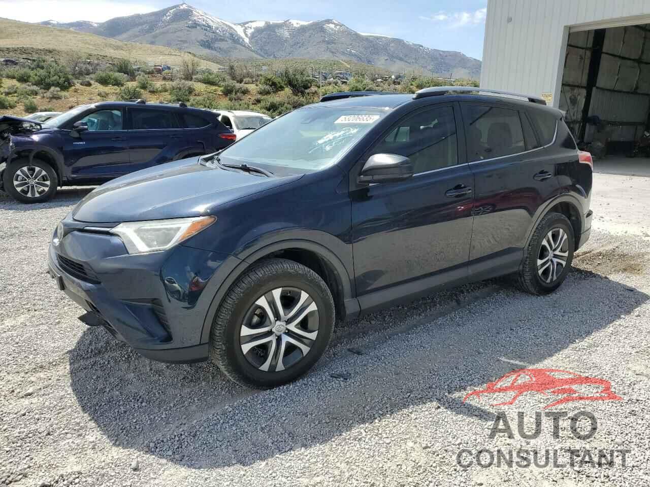 TOYOTA RAV4 2017 - JTMBFREVXHD210772
