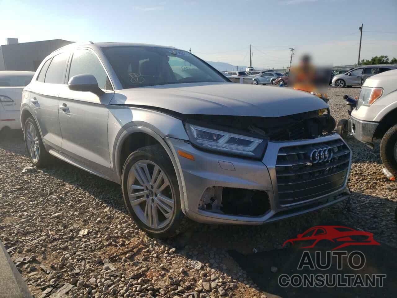 AUDI Q5 2018 - WA1CNAFY5J2000318