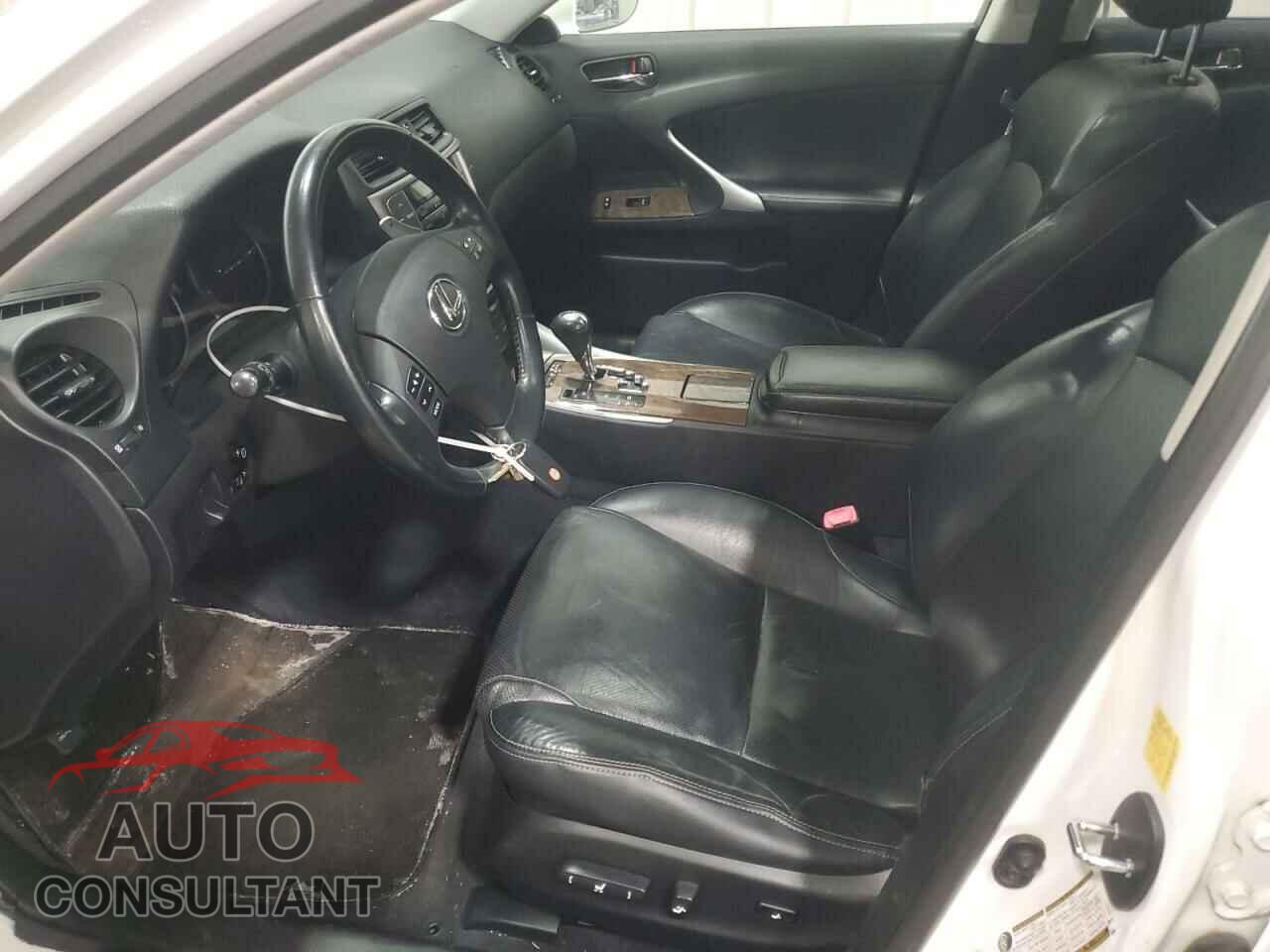 LEXUS IS 2010 - JTHBF5C20A5122698
