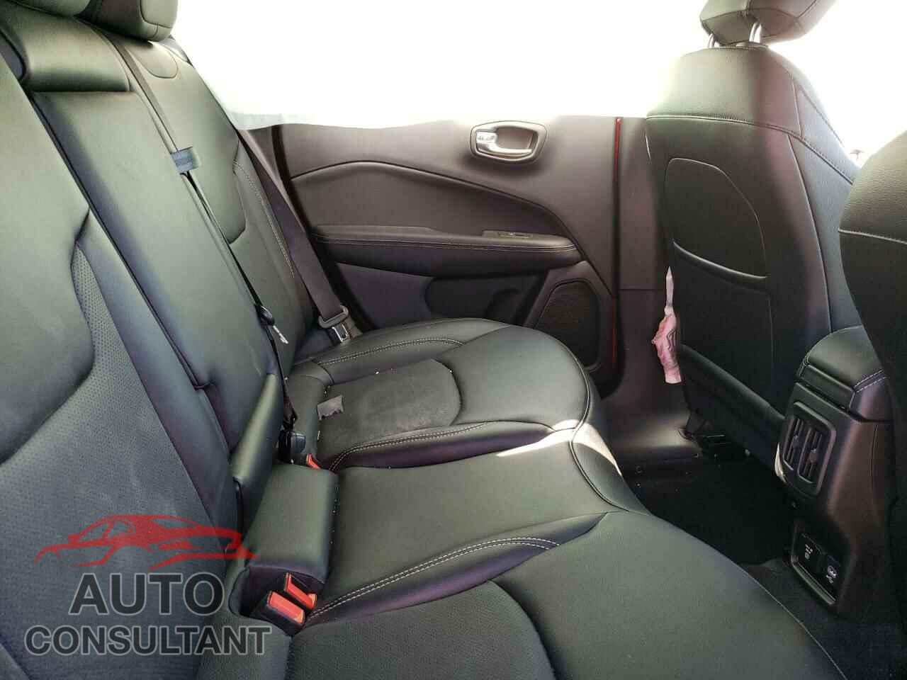 JEEP COMPASS 2021 - 3C4NJDEB9MT543344