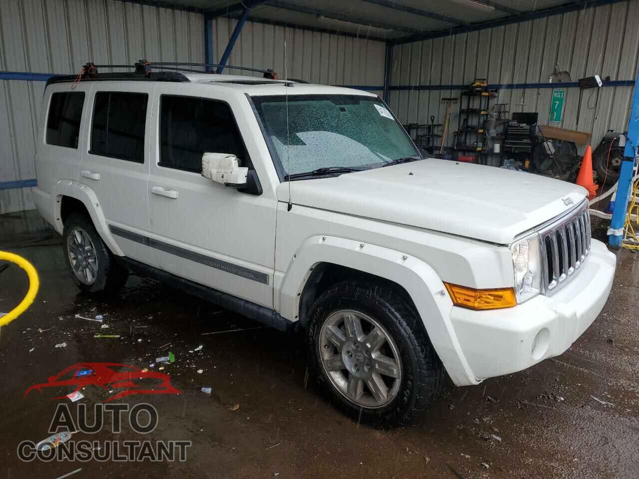 JEEP COMMANDER 2010 - 1J4RG5GT0AC137563