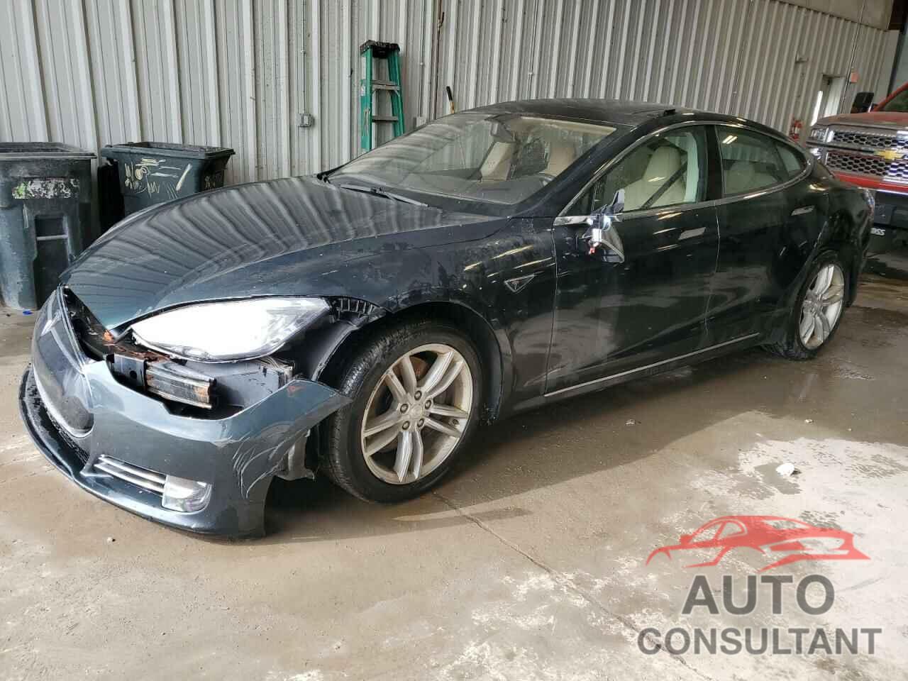 TESLA MODEL S 2013 - 5YJSA1DN1DFP12218