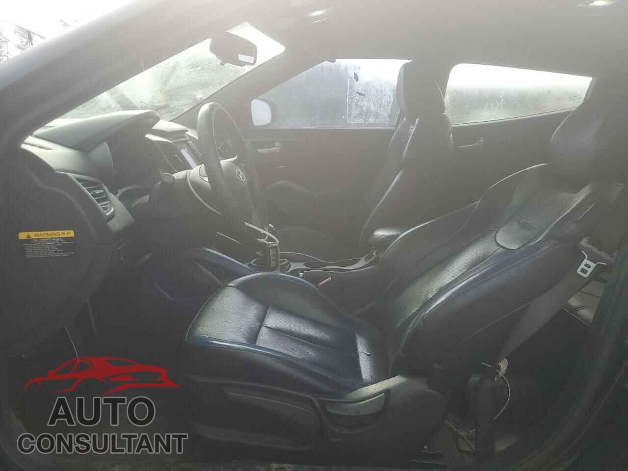 HYUNDAI VELOSTER 2013 - KMHTC6AE8DU100228