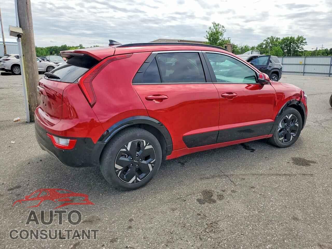 KIA NIRO 2024 - KNDCR3L1XR5122180