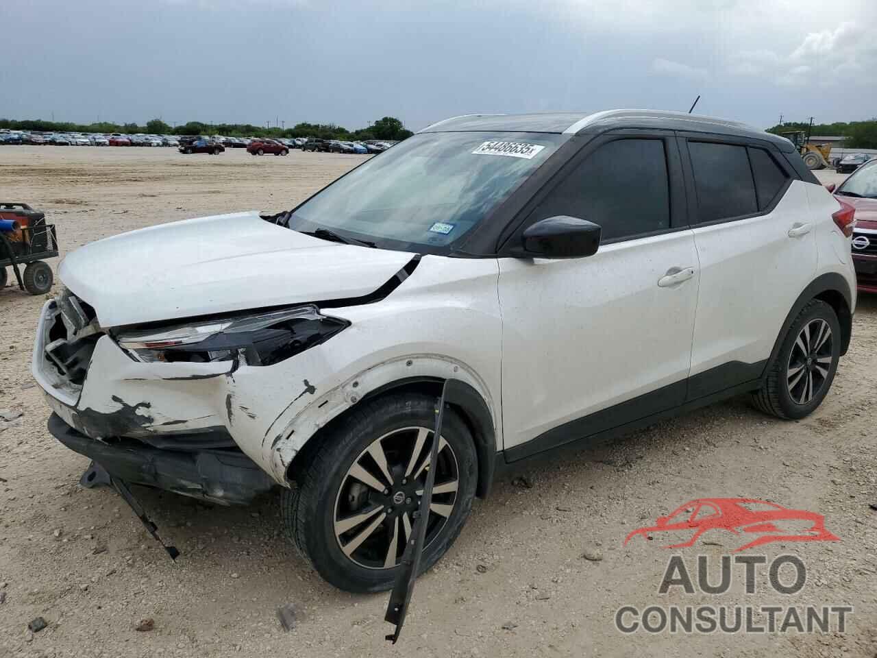 NISSAN KICKS 2019 - 3N1CP5CU7KL516370