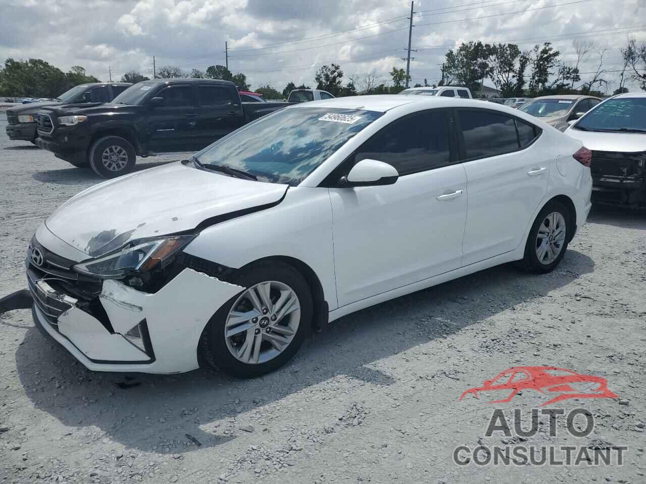 HYUNDAI ELANTRA 2020 - 5NPD84LF8LH572961