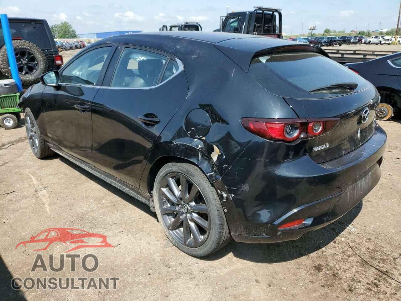 MAZDA 3 2021 - JM1BPAKL5M1336728