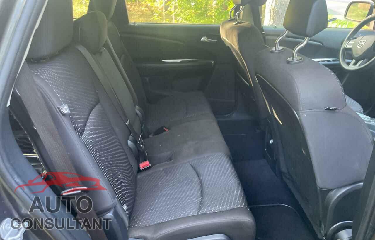 DODGE JOURNEY 2017 - 3C4PDCBGXHT537259