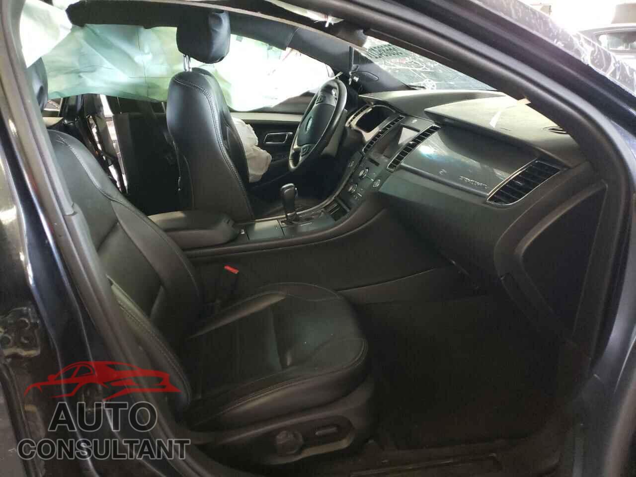 FORD TAURUS 2017 - 1FAHP2E84HG146628