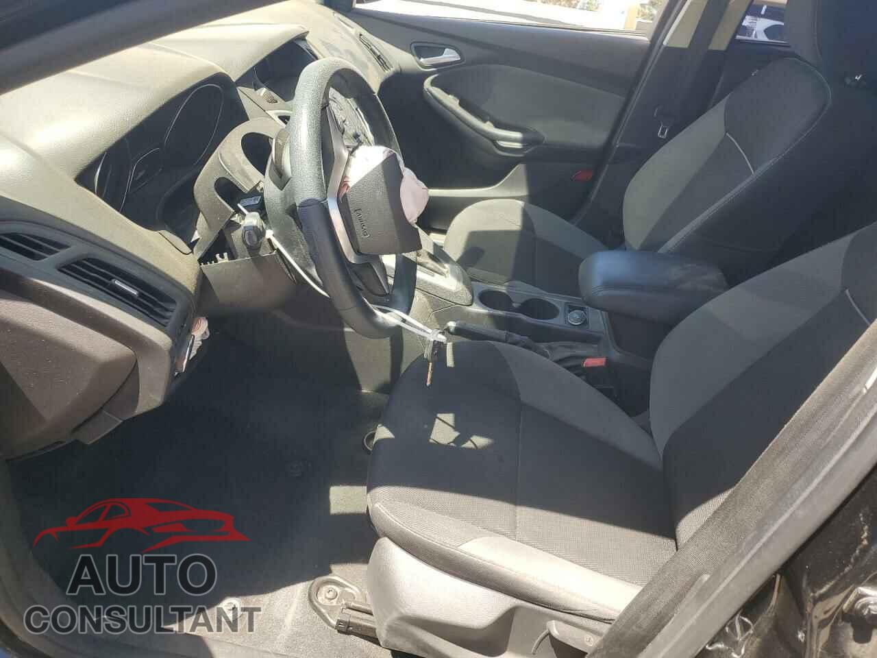 FORD FOCUS 2014 - 1FADP3F27EL432331