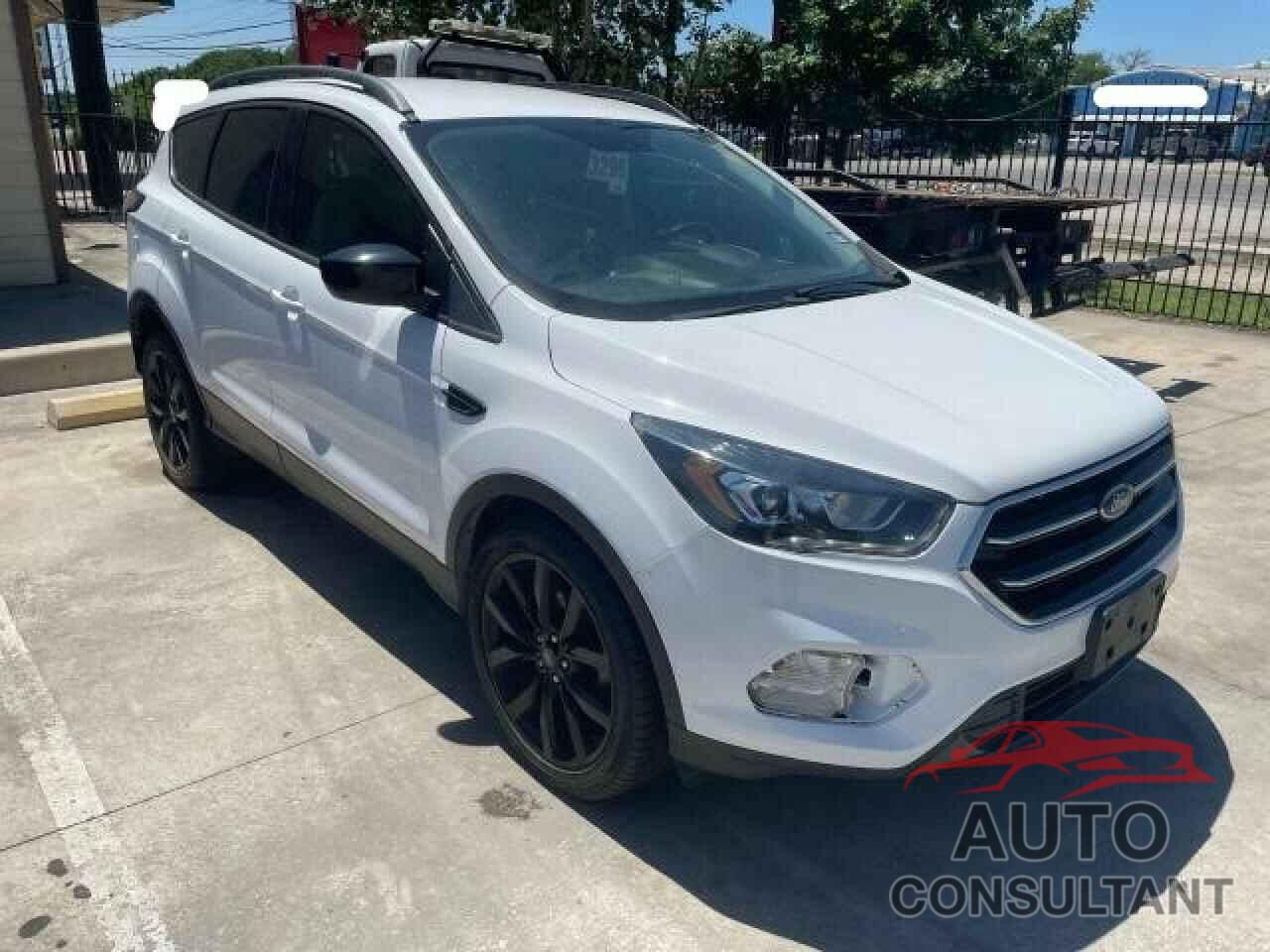 FORD ESCAPE 2018 - 1FMCU0GD1JUD19990