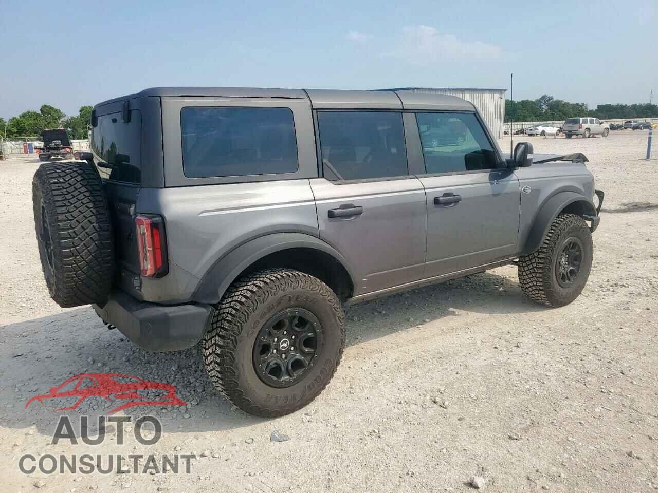 FORD BRONCO 2023 - 1FMEE5DP2PLB87631