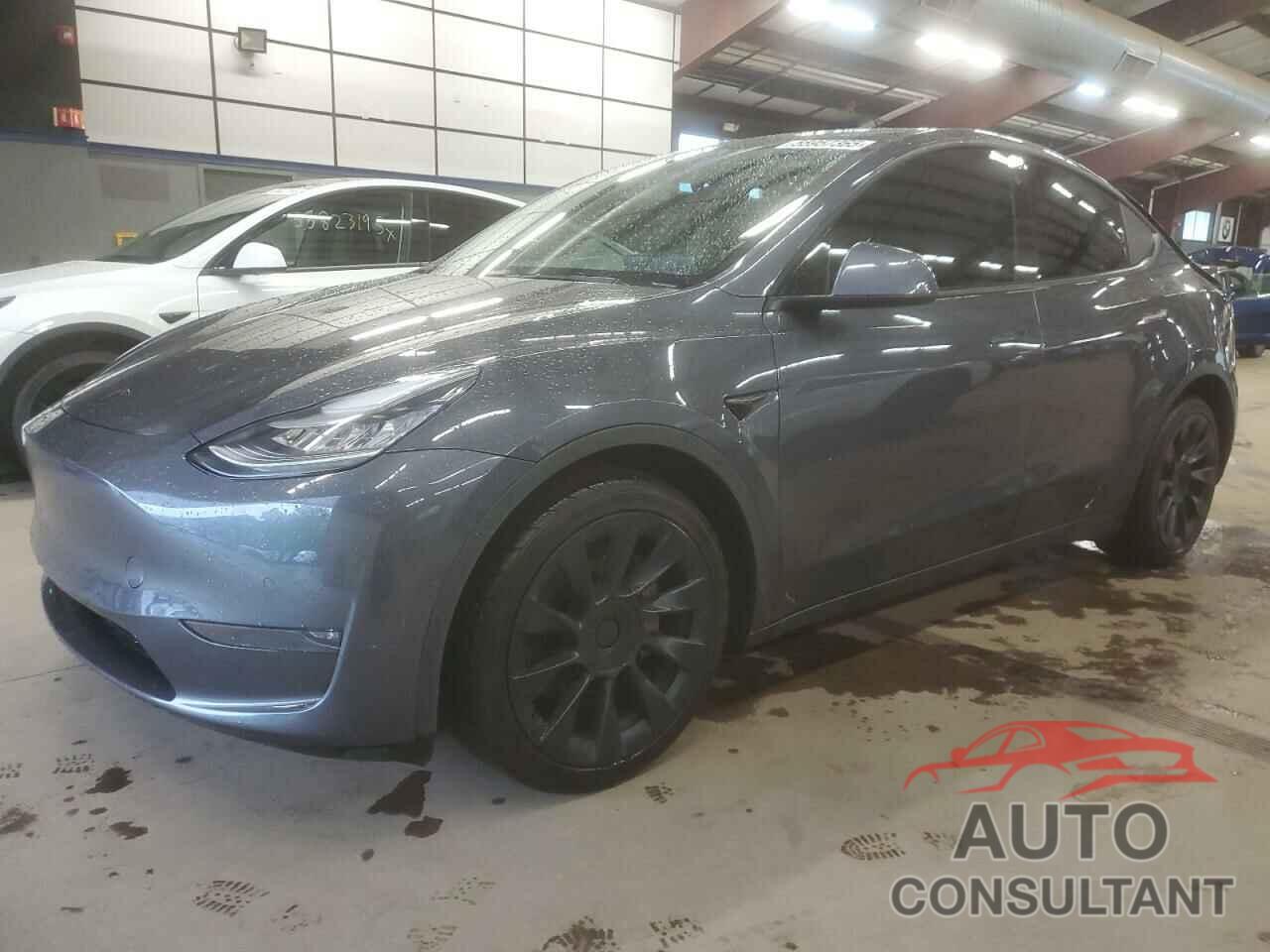 TESLA MODEL Y 2021 - 5YJYGDEE0MF076660