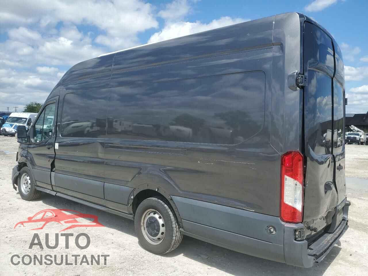 FORD TRANSIT 2017 - 1FTYR3XV3HKB00878