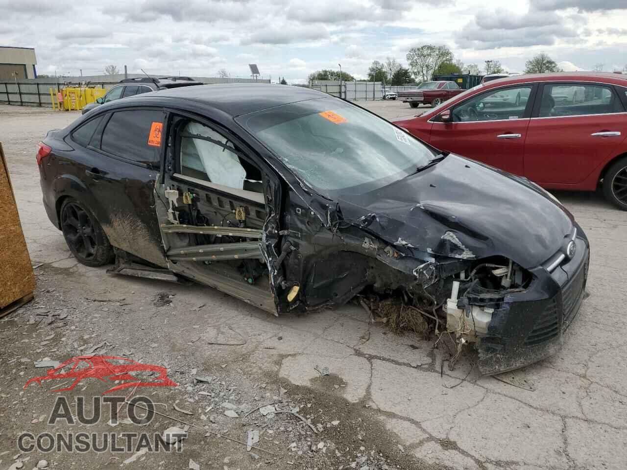 FORD FOCUS 2012 - 1FAHP3F24CL220940
