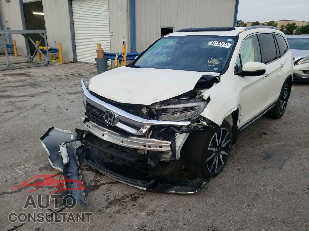 HONDA PILOT 2019 - 5FNYF6H09KB021622