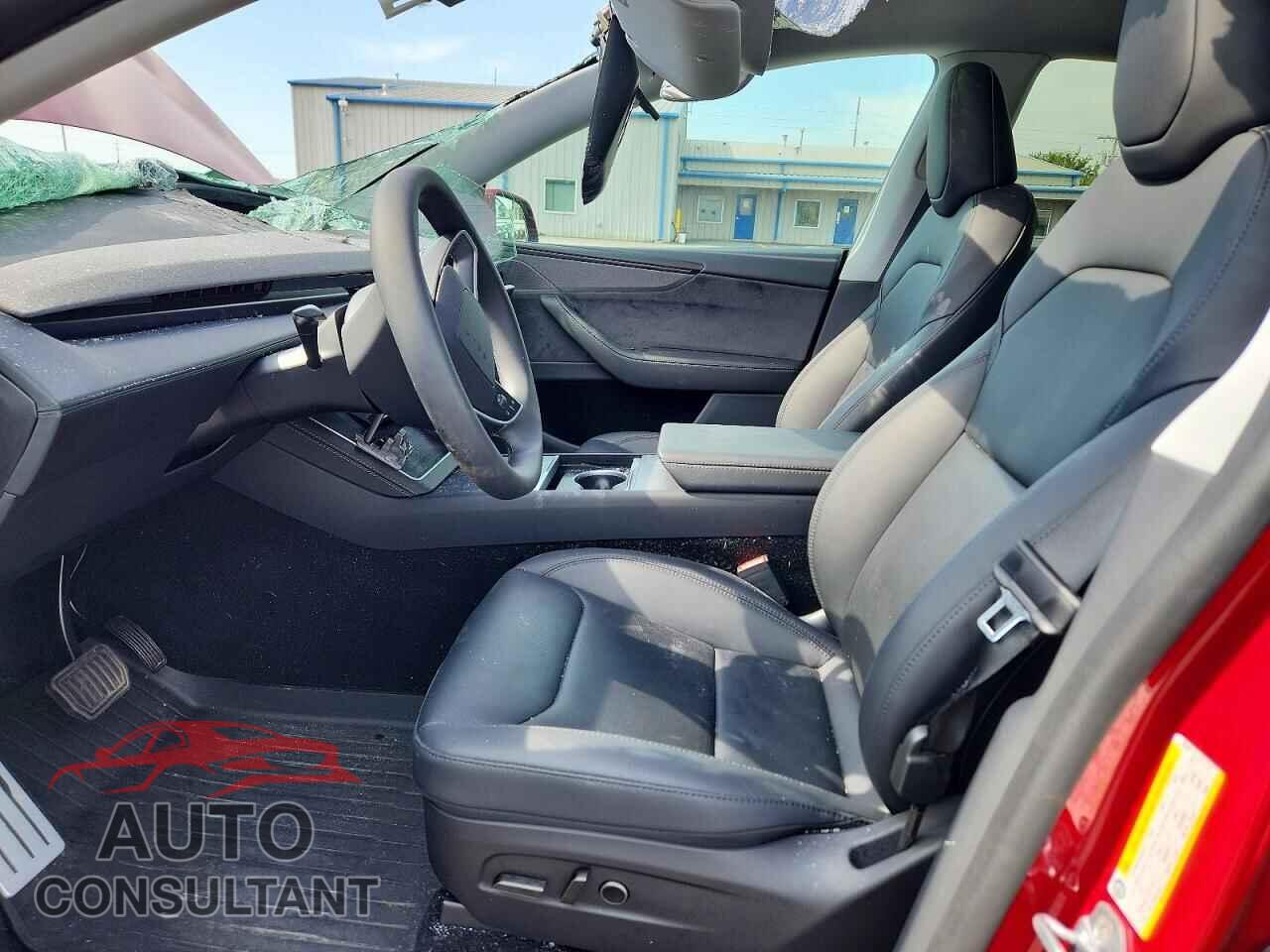 TESLA MODEL Y 2026 - 7SAYGDEE7TF558348