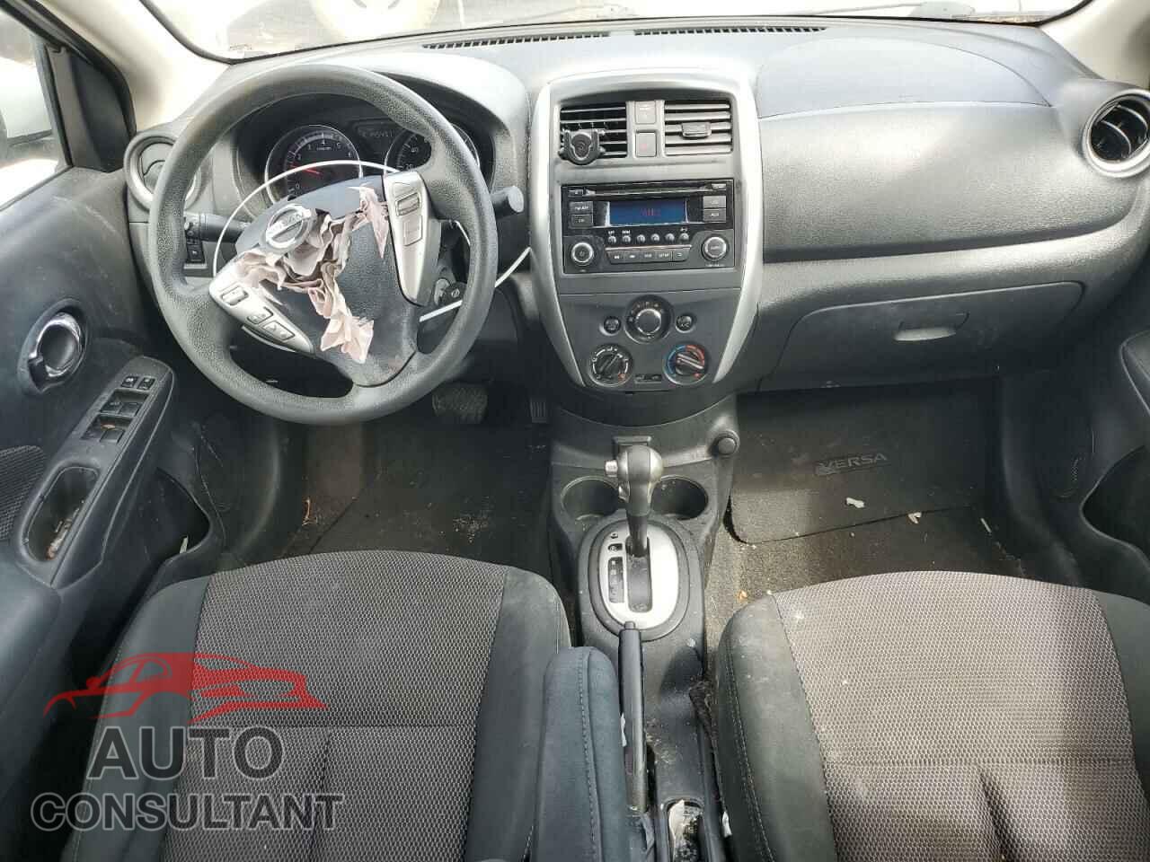 NISSAN VERSA 2017 - 3N1CN7AP3HL866005