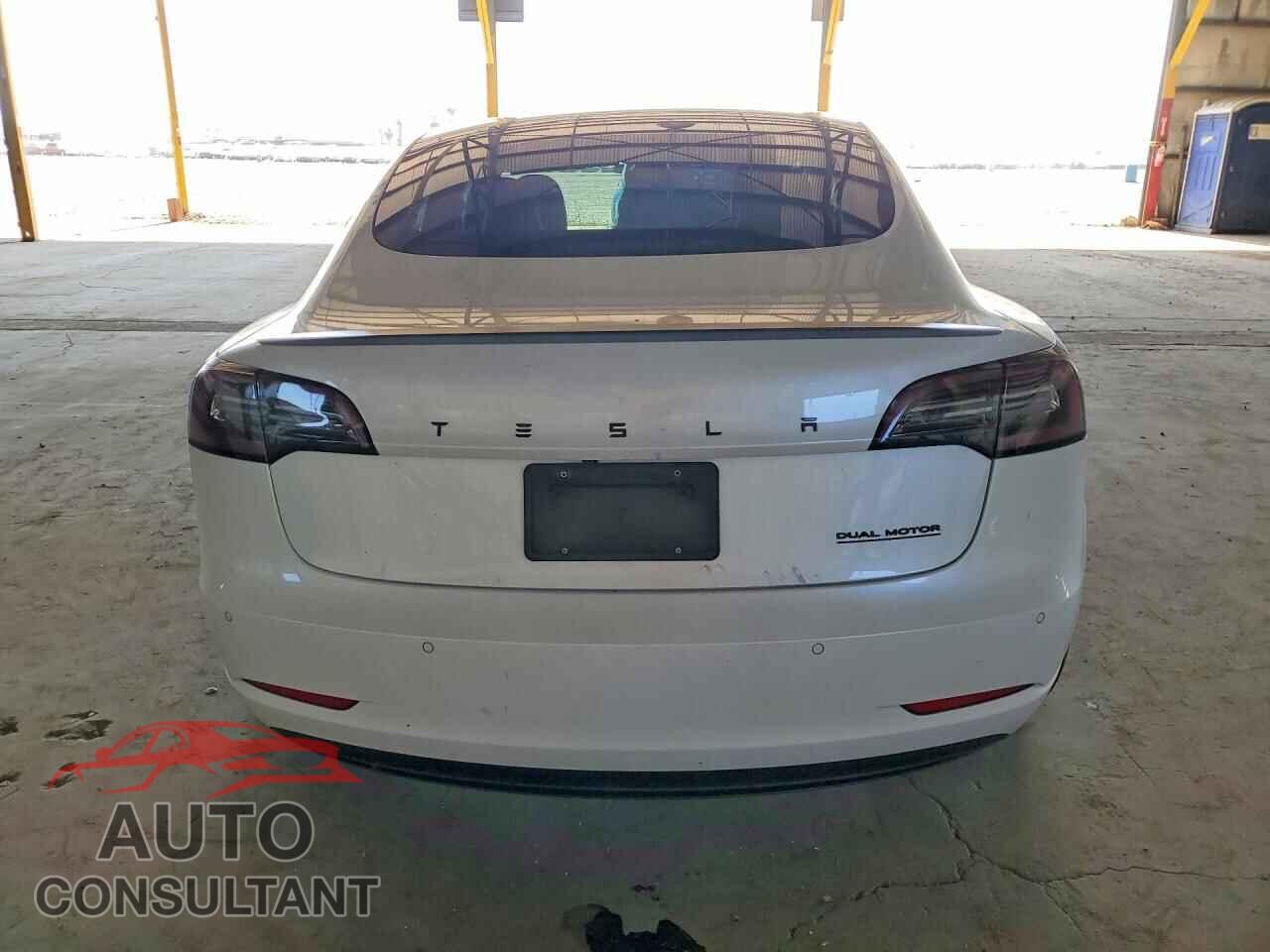 TESLA MODEL 3 2019 - 5YJ3E1EB3KF514380