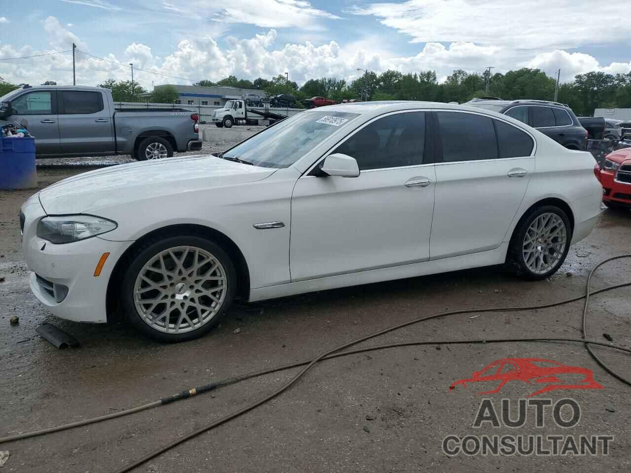 BMW 5 SERIES 2012 - WBAFR7C54CC809551
