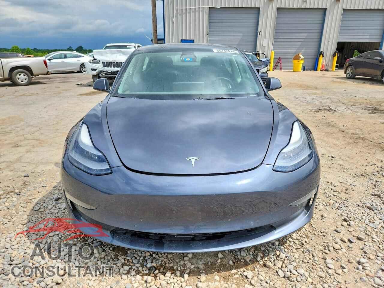 TESLA MODEL 3 2022 - 5YJ3E1EA4NF332876