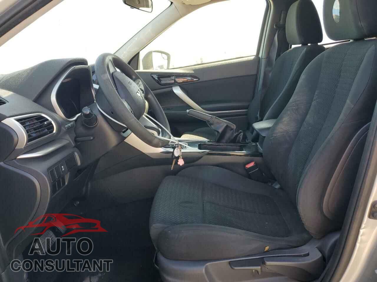 MITSUBISHI ECLIPSE 2019 - JA4AT3AA5KZ030253