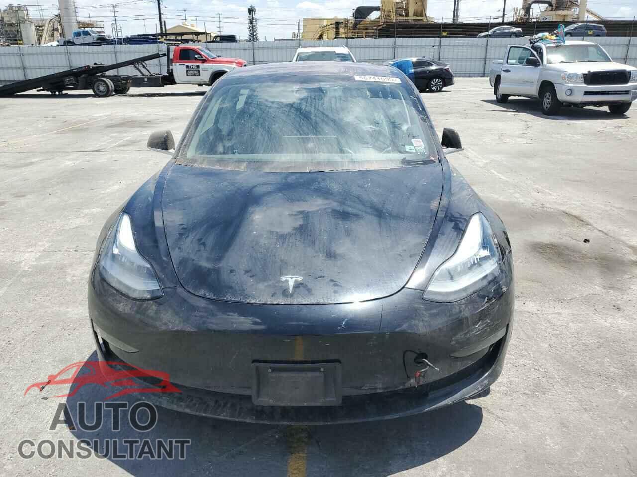 TESLA MODEL 3 2018 - 5YJ3E1EA9JF008431