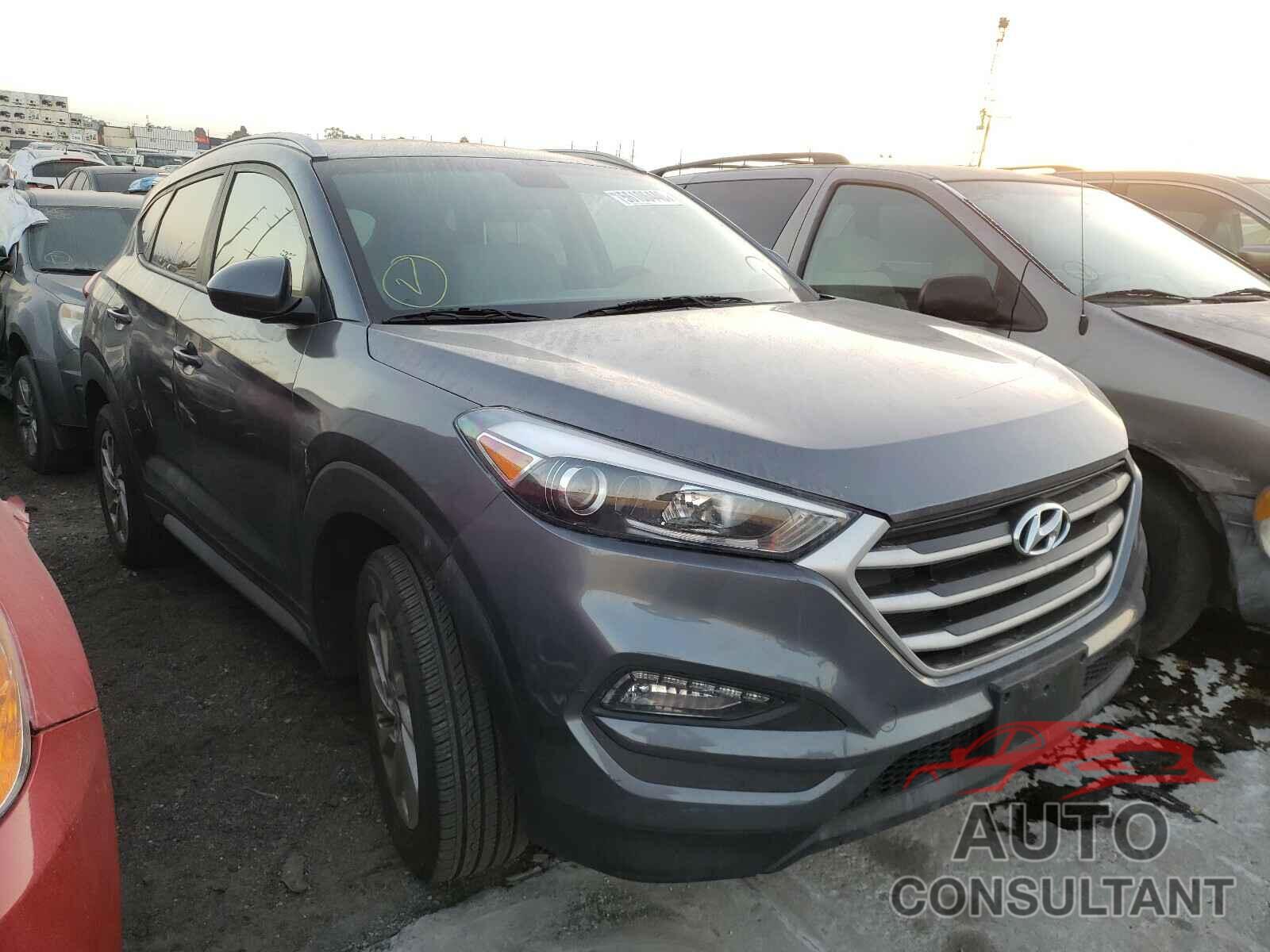 HYUNDAI TUCSON 2018 - KM8J33A44JU756693
