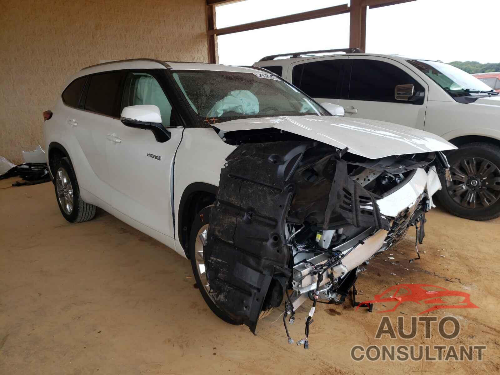 TOYOTA HIGHLANDER 2021 - 5TDYARAH1MS506867