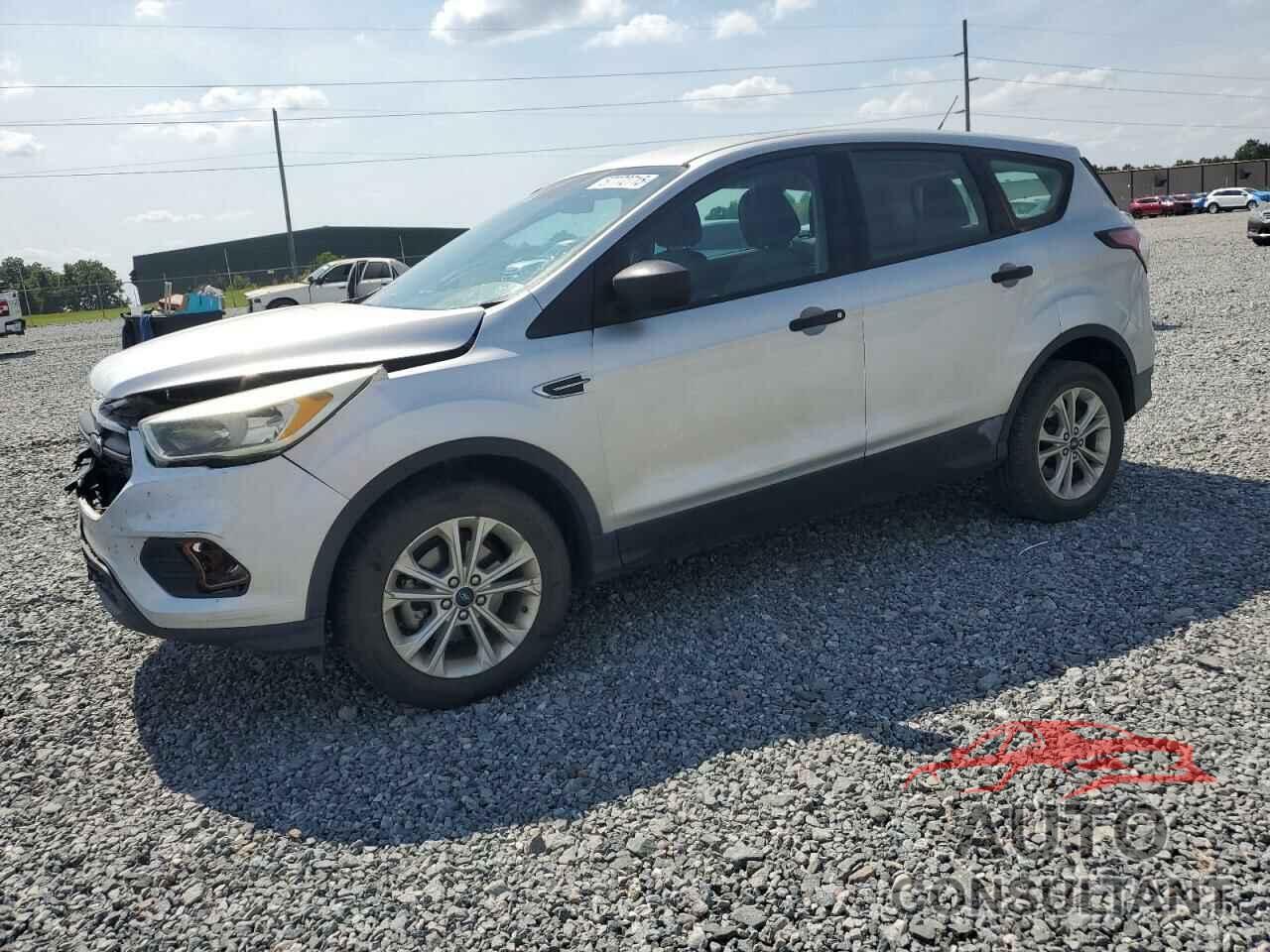 FORD ESCAPE 2017 - 1FMCU0F79HUB37041