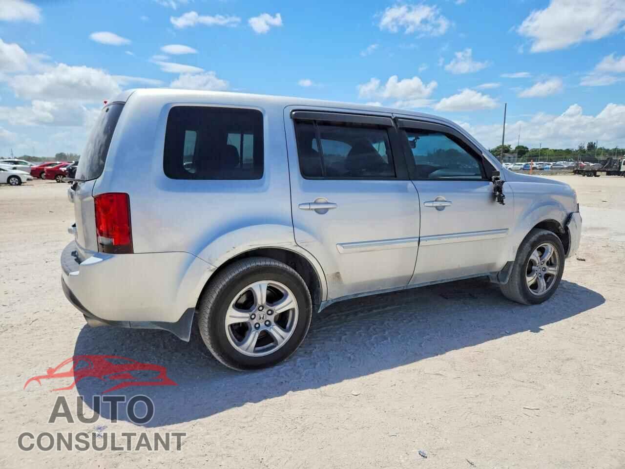 HONDA PILOT 2012 - 5FNYF3H61CB010182