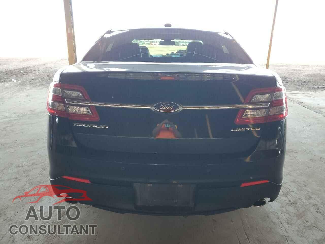 FORD TAURUS 2018 - 1FAHP2F87JG133473
