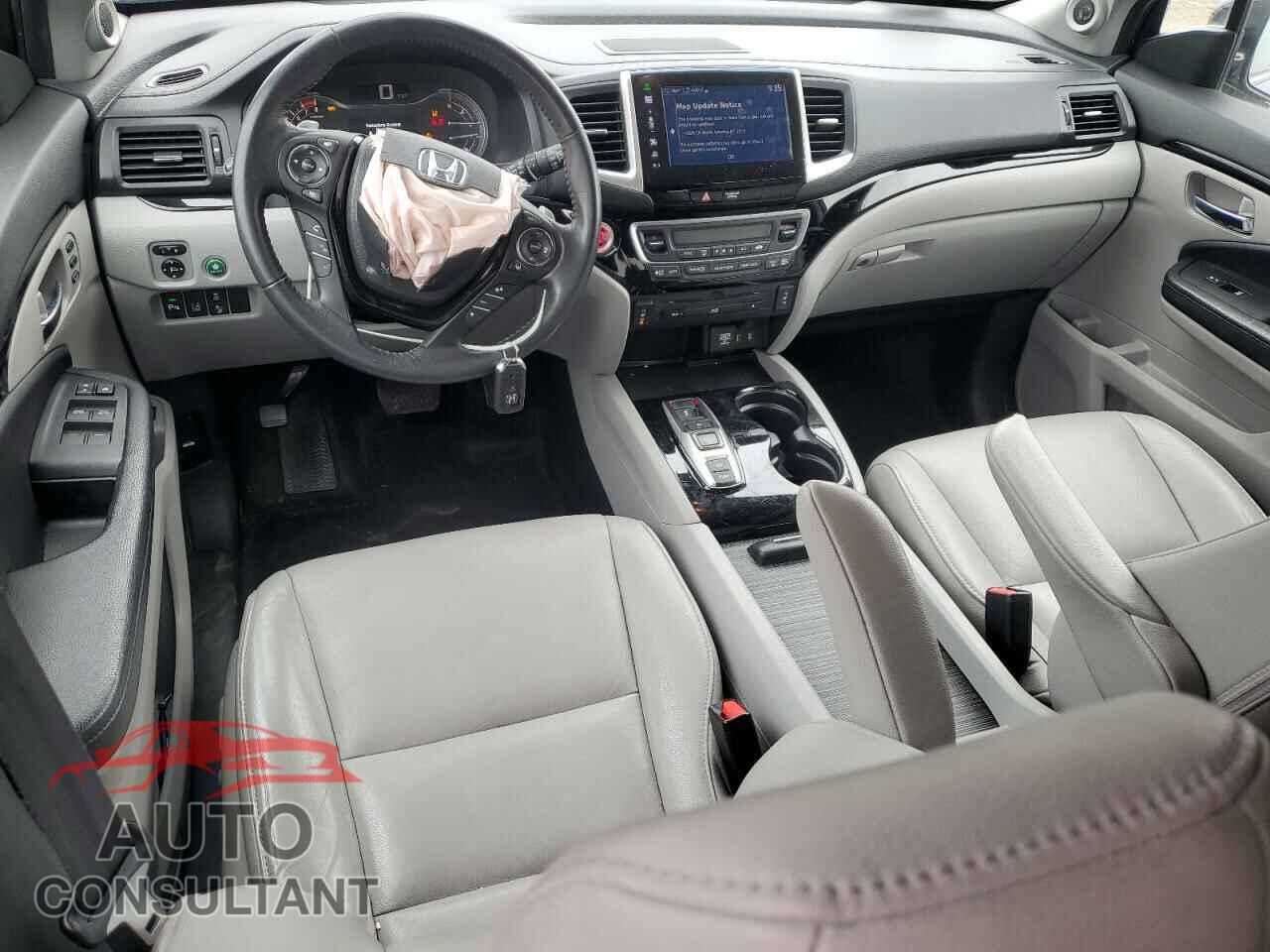 HONDA PILOT 2016 - 5FNYF6H90GB093198