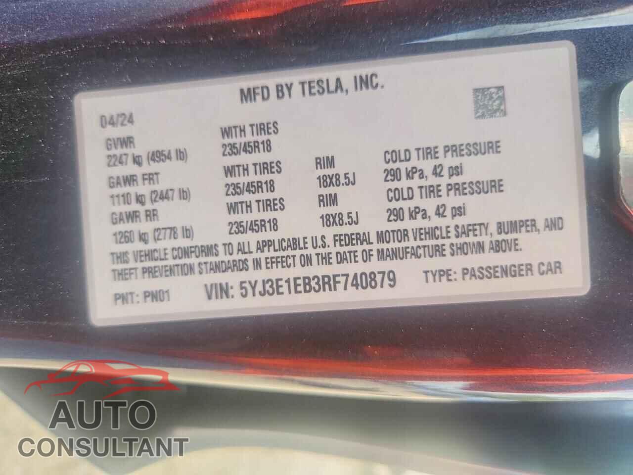TESLA MODEL 3 2024 - 5YJ3E1EB3RF740879