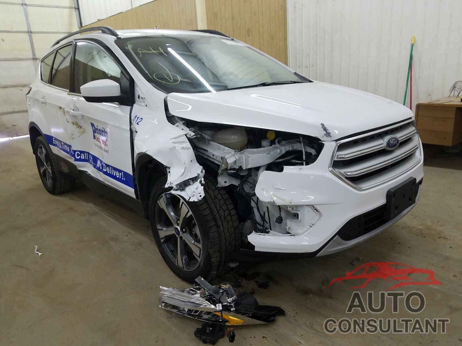 FORD ESCAPE 2017 - 1FMCU9G90HUB89422