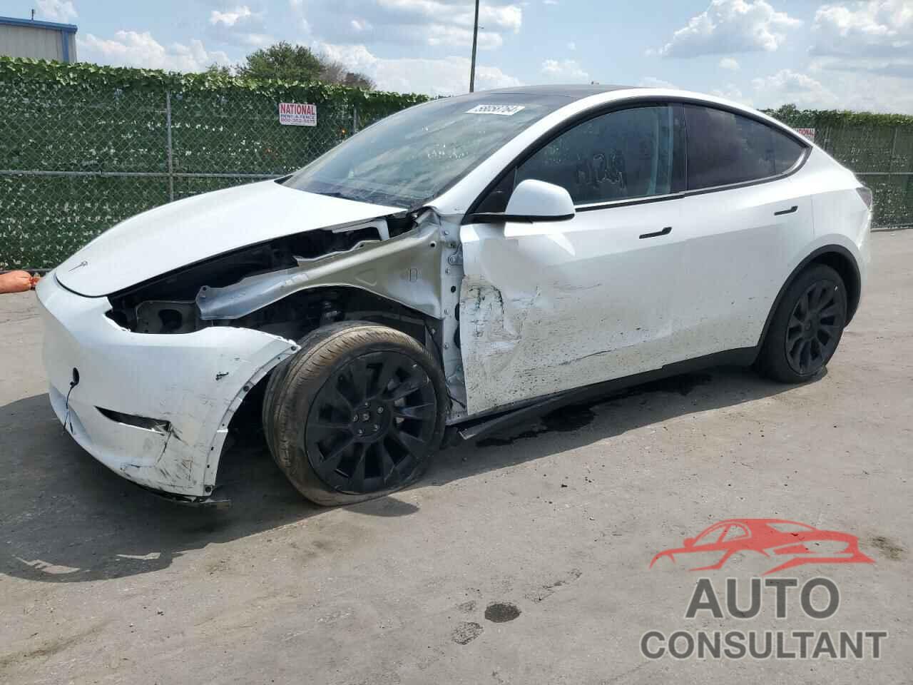 TESLA MODEL Y 2023 - 7SAYGDEE8PA042566