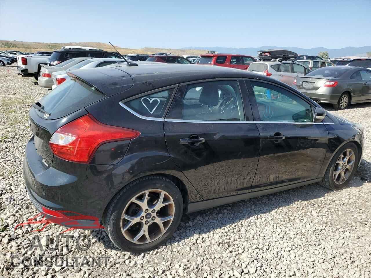 FORD FOCUS 2012 - 1FAHP3M29CL366821