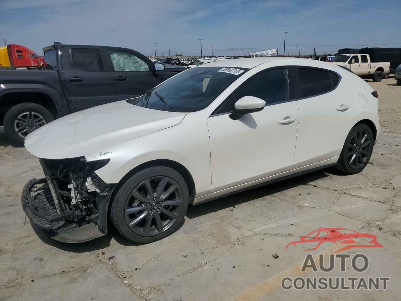 MAZDA 3 2019 - JM1BPAJM0K1120017