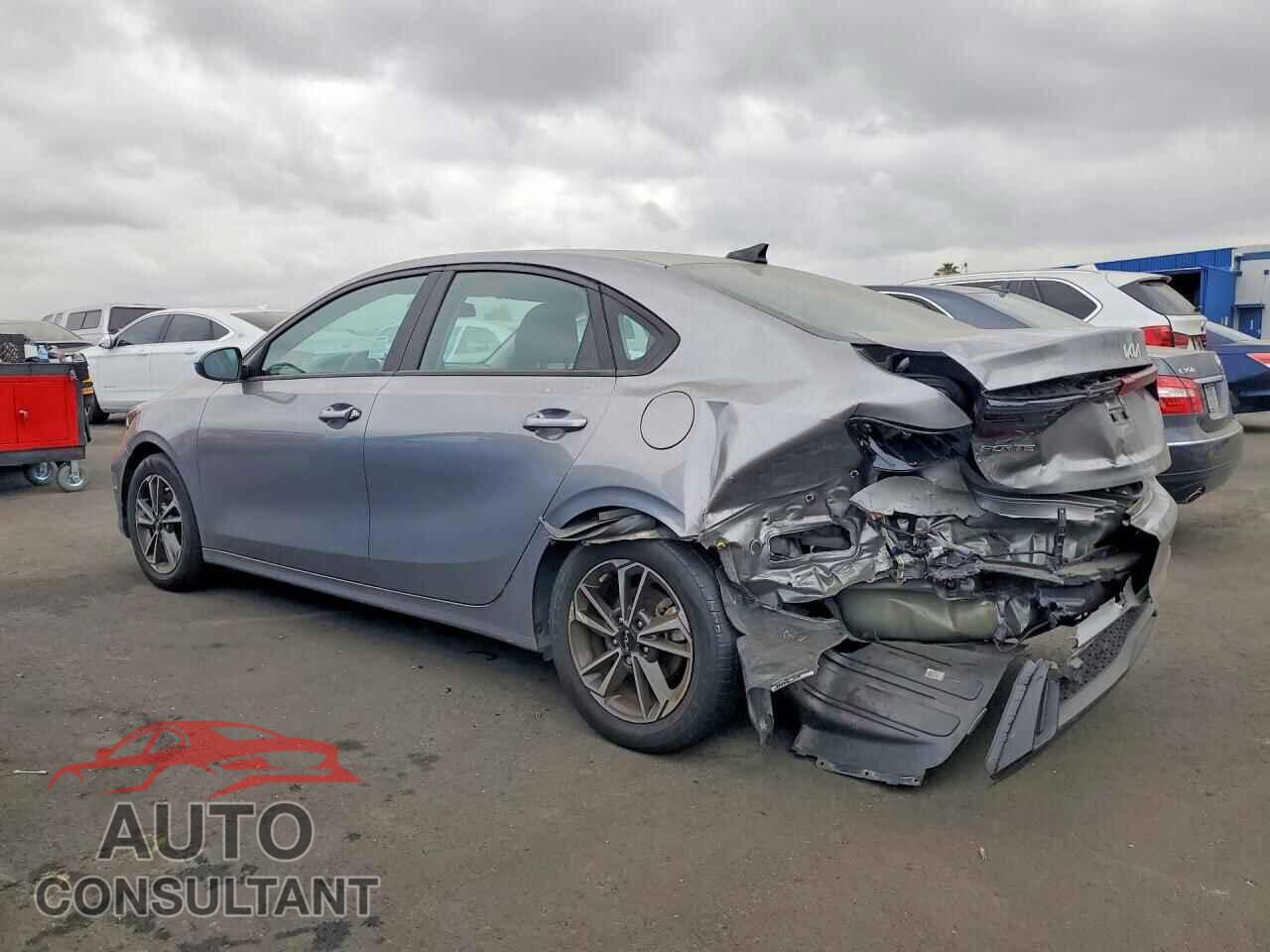 KIA FORTE 2023 - 3KPF24AD9PE683069