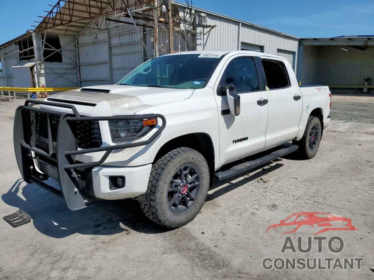 TOYOTA TUNDRA 2019 - 5TFDY5F16KX823419