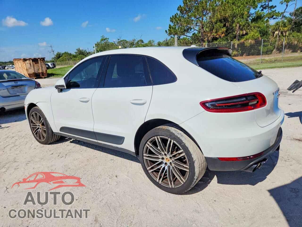 PORSCHE MACAN 2015 - WP1AB2A55FLB59414