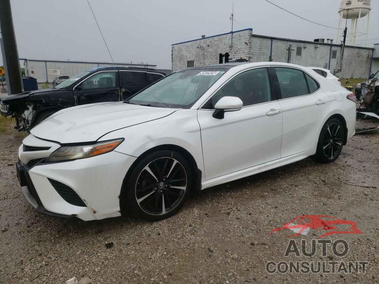 TOYOTA CAMRY 2019 - 4T1B61HK3KU718815