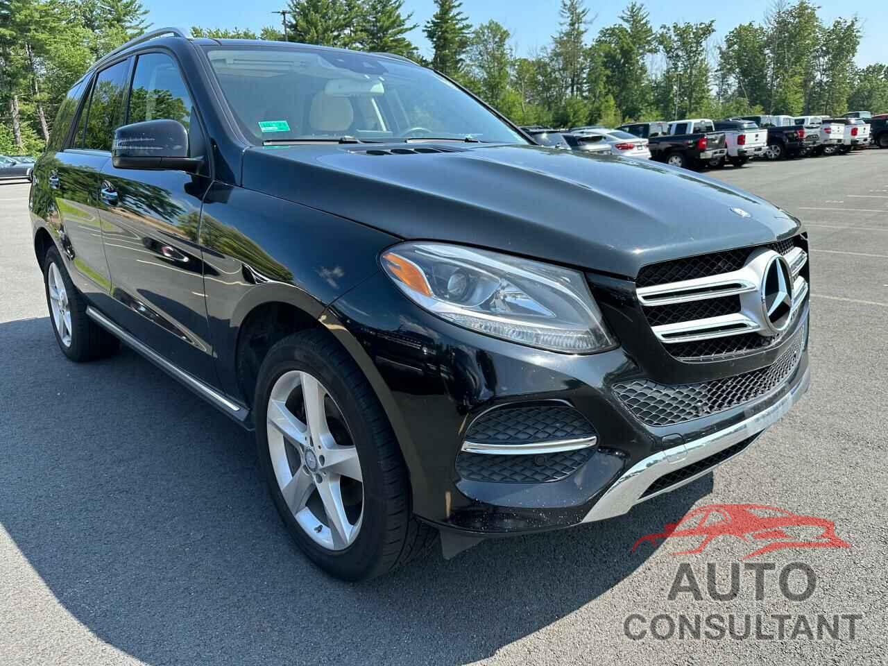 MERCEDES-BENZ GLE-CLASS 2017 - 4JGDA5HB2HA829025