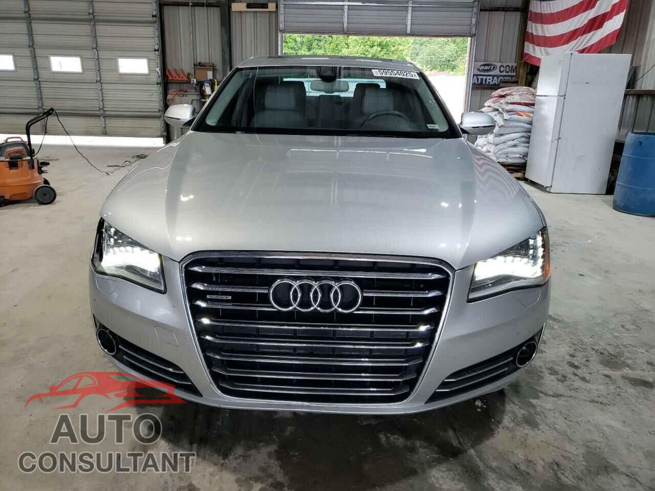 AUDI A8 2012 - WAURVAFD4CN038599