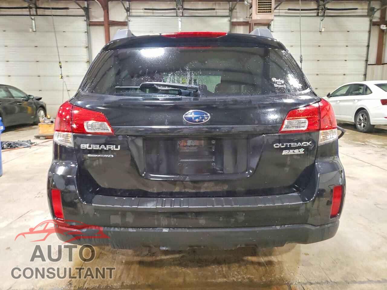 SUBARU OUTBACK 2011 - 4S4BRBBC8B3324716